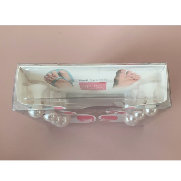 [Dip into Pretty] Pearl Pedi Spacers - Picture 3 of 7